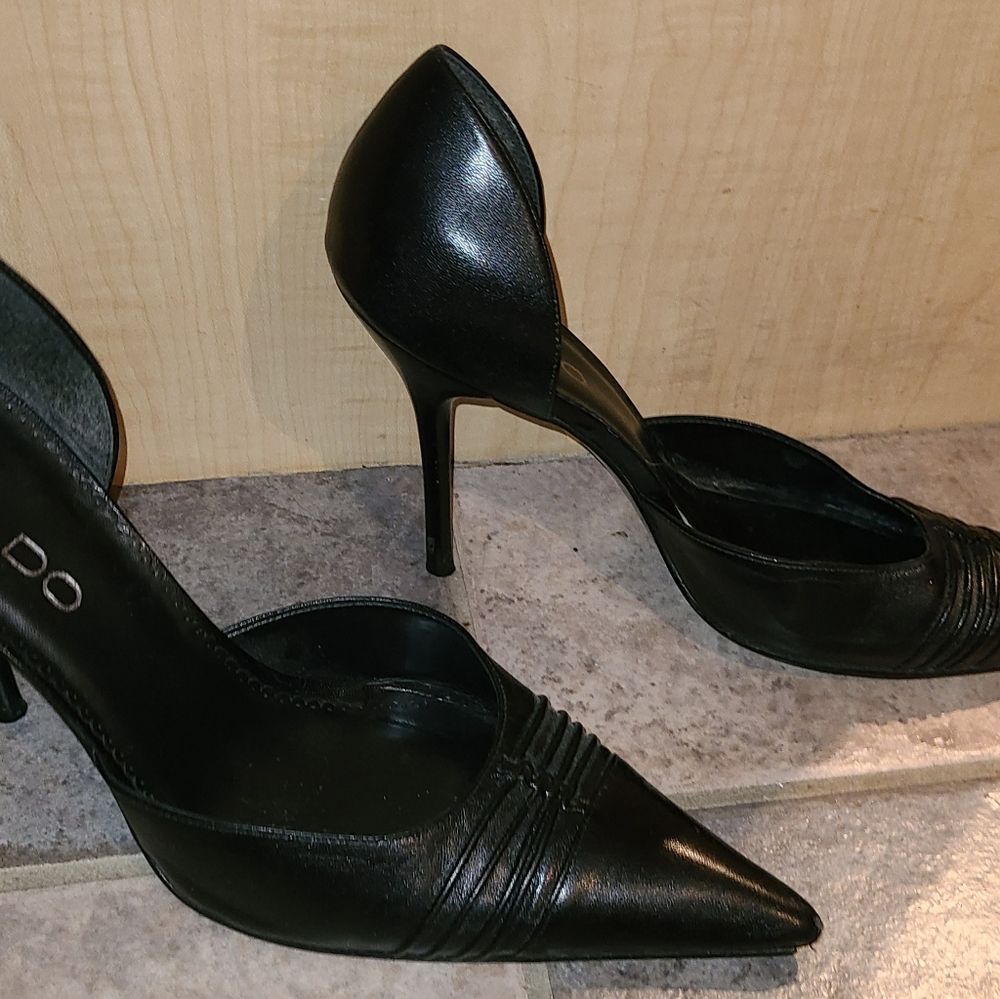 7.5 Aldo Y2K black pointy pumps